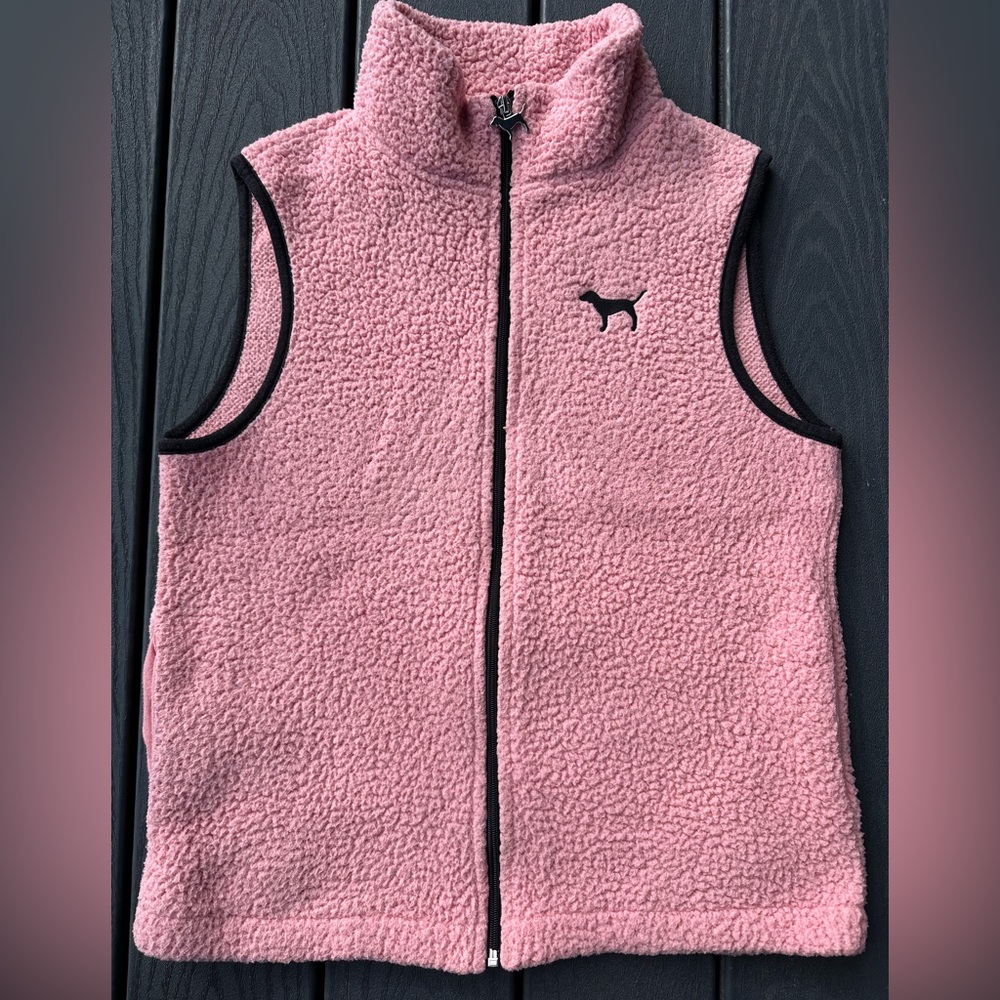 Women’s medium PINK full zip sherpa vest